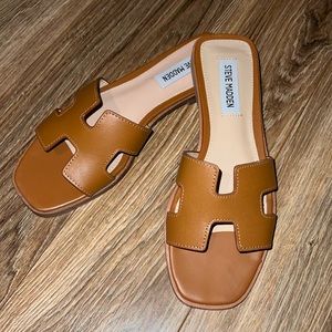 Steve Madden sandal